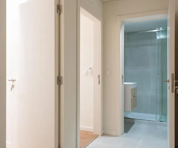Pardal 15 - Boutique 2 Bed With Free Parking Nearby Lissabon